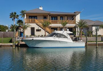 40' Cabo 2013 Yacht For Sale